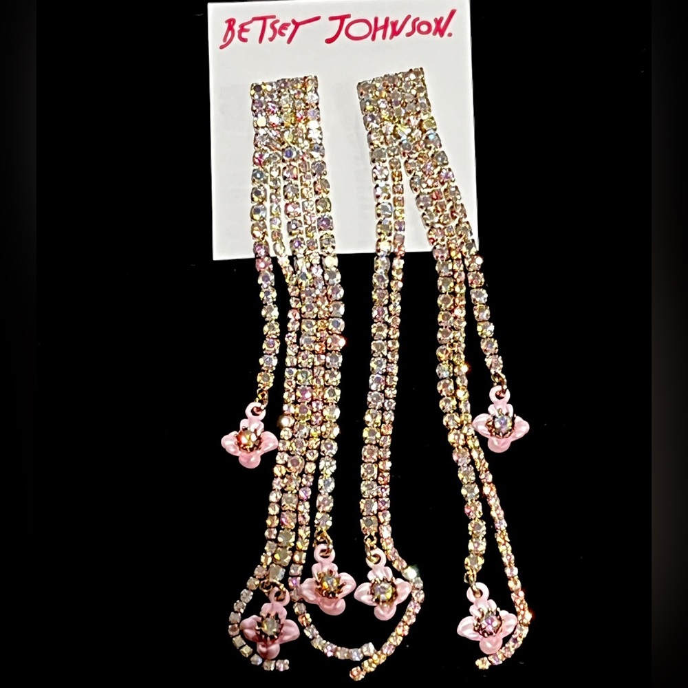 BETSEY JOHNSON Flower Fringe Linear Earrings